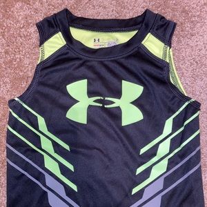 ⚽️Boys under armour tank